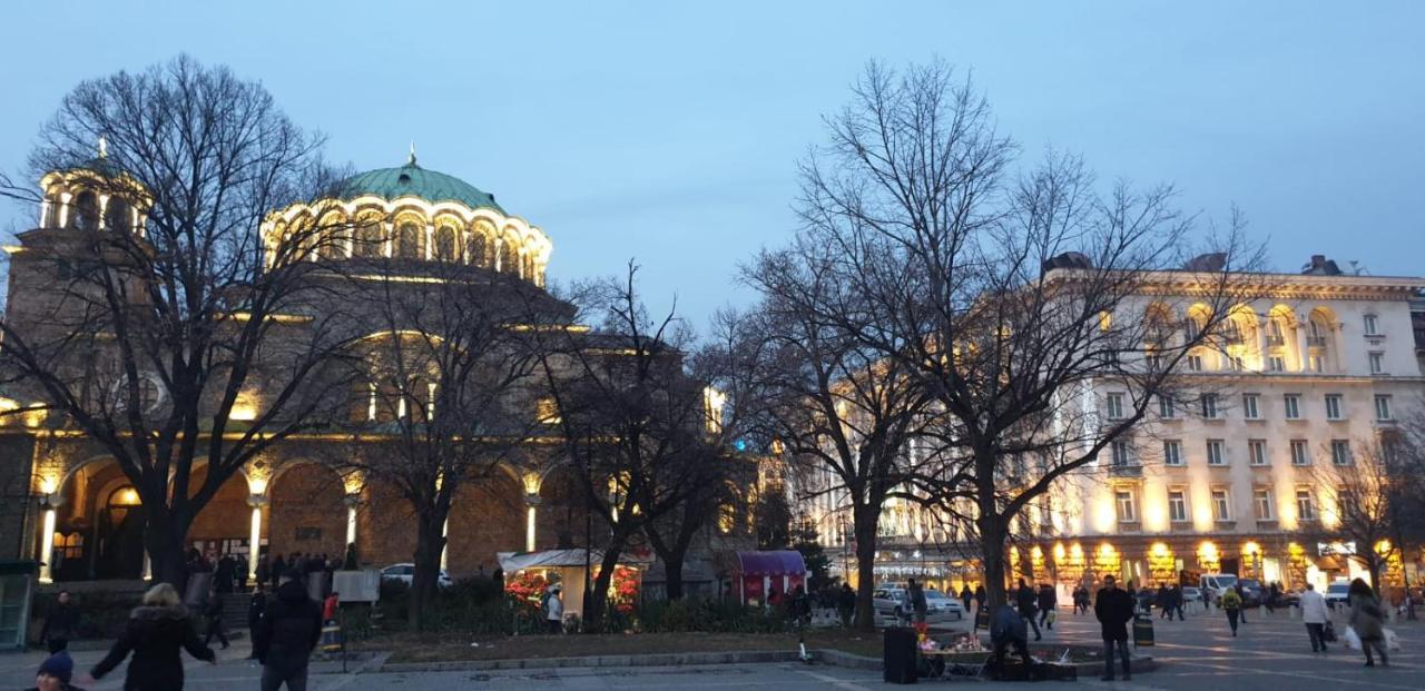 Center Apartment With Amazing View Sofia Exterior photo