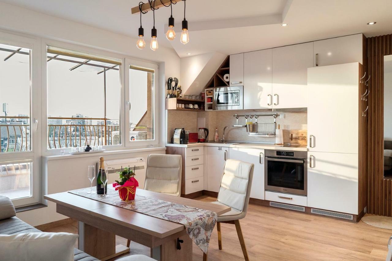 Center Apartment With Amazing View Sofia Exterior photo